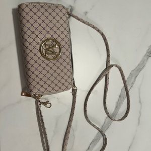 Crossbody and clutch purse